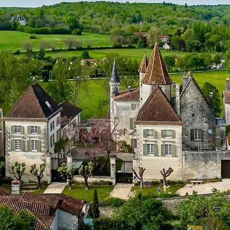 Chateau Des Senechaux, Bourdeilles 外观 照片