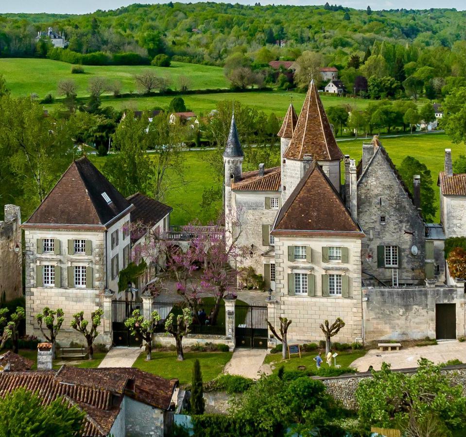 Chateau Des Senechaux, Bourdeilles 外观 照片