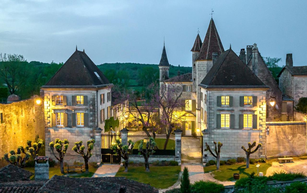Chateau Des Senechaux, Bourdeilles 外观 照片