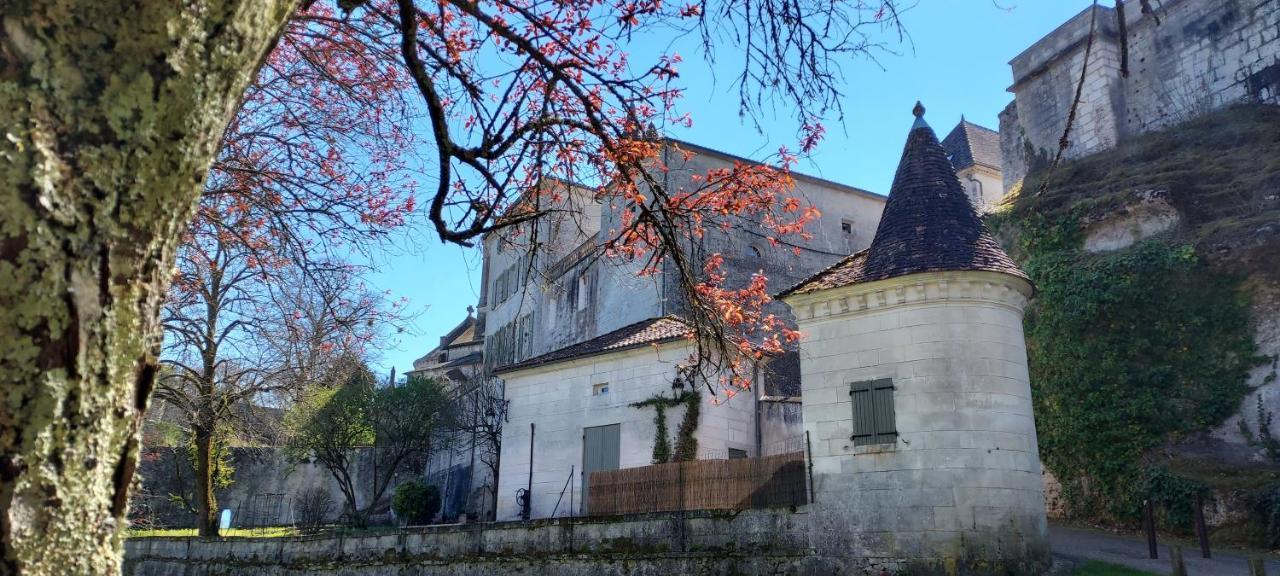 Chateau Des Senechaux, Bourdeilles 外观 照片