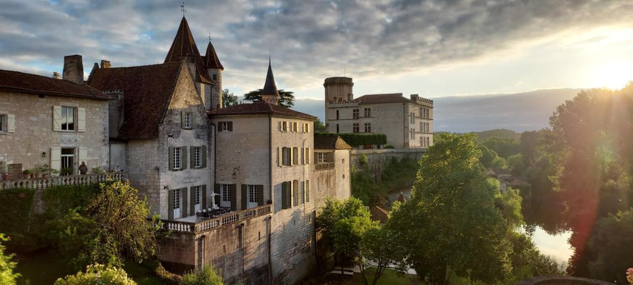 Chateau Des Senechaux, Bourdeilles 外观 照片